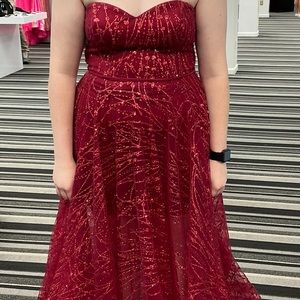 Long, Strapless Prom Dress